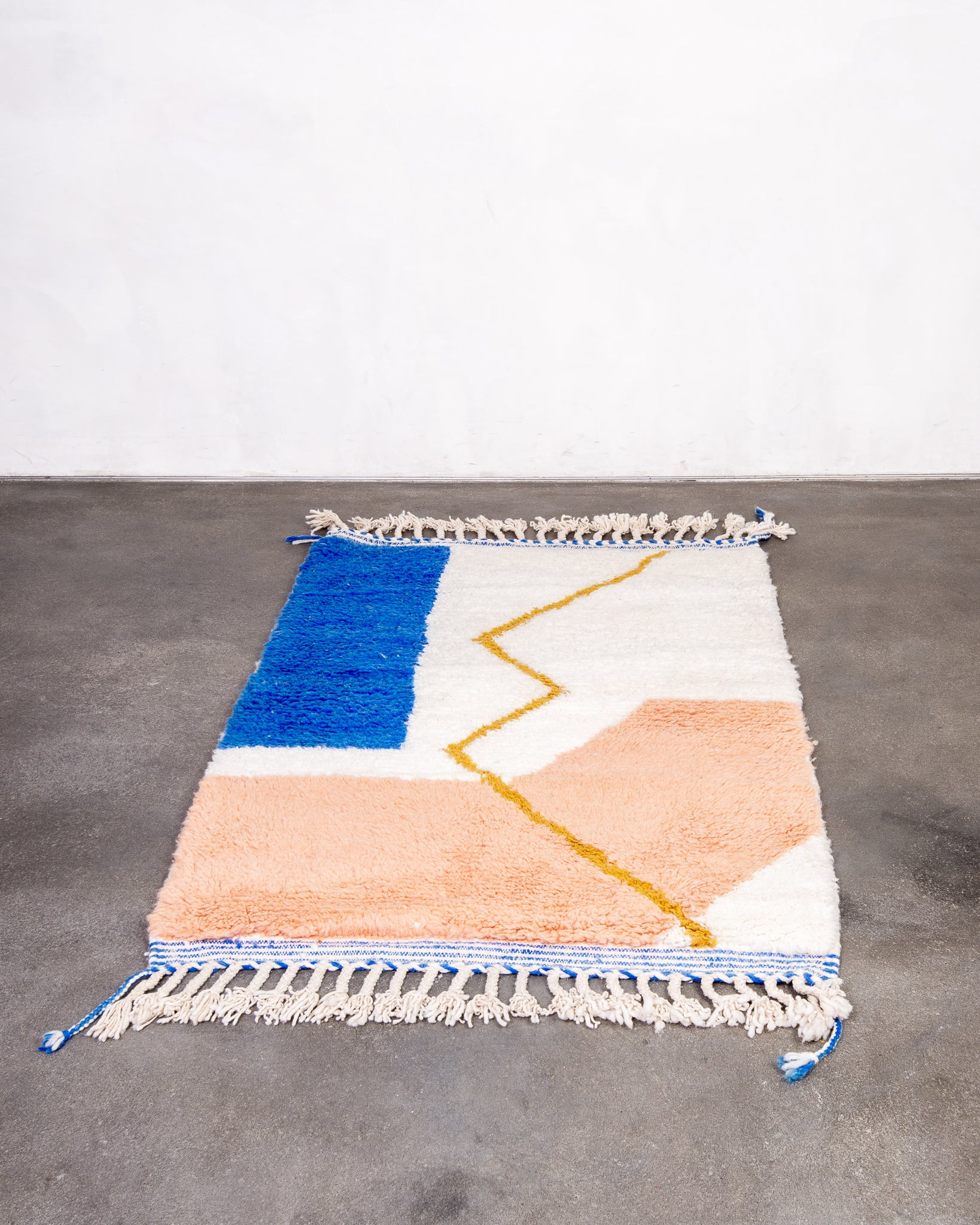 Modern designer handcrafted Berber rug from morocco Beniourain with beautiful colors and patterns